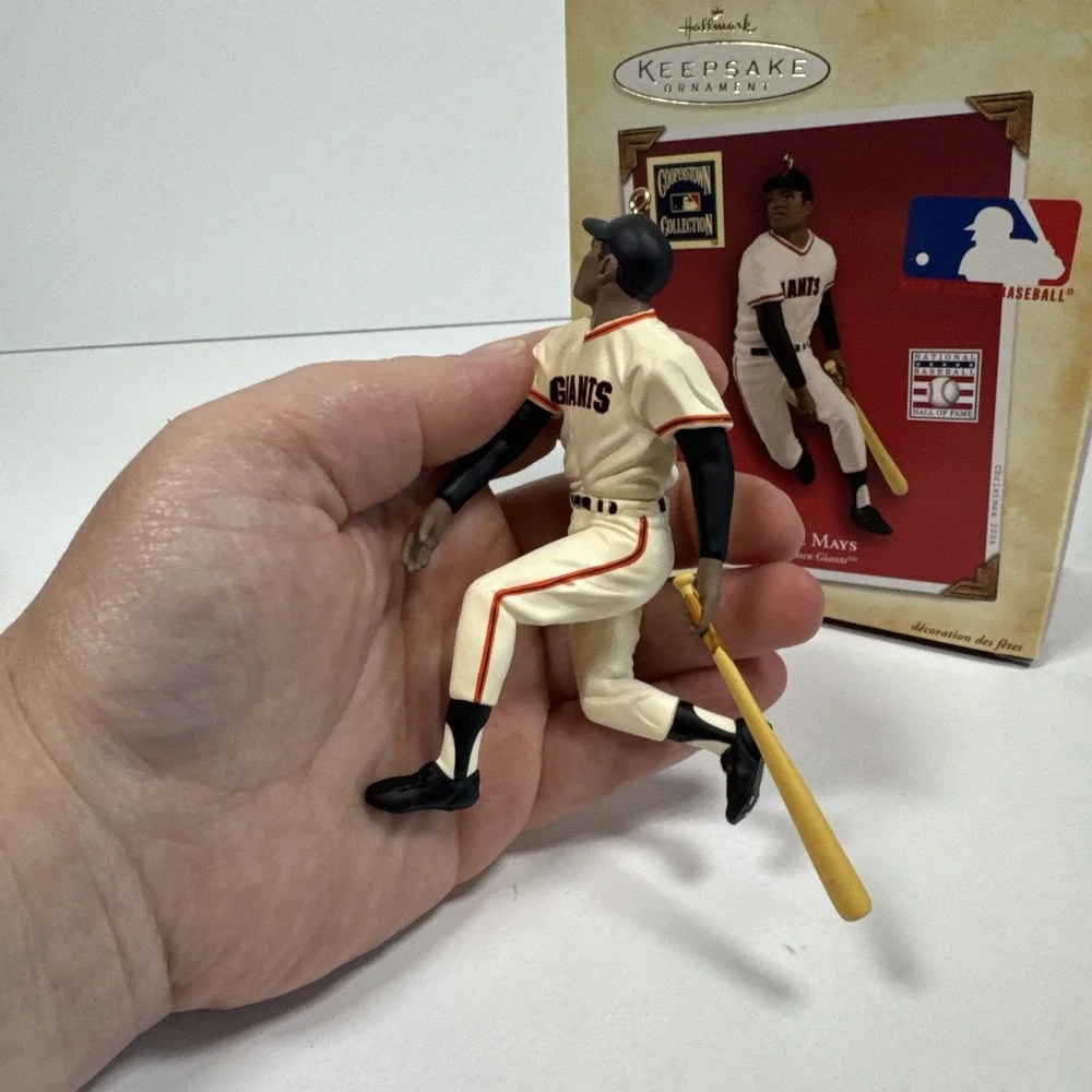 Hallmark Keepsake Ornament 2004 MLB San Francisco Giants Willie Mays
